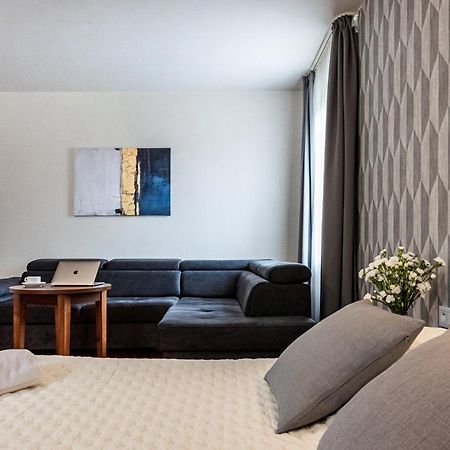 Hotel "Na Uboczu" Varşova Dış mekan fotoğraf
